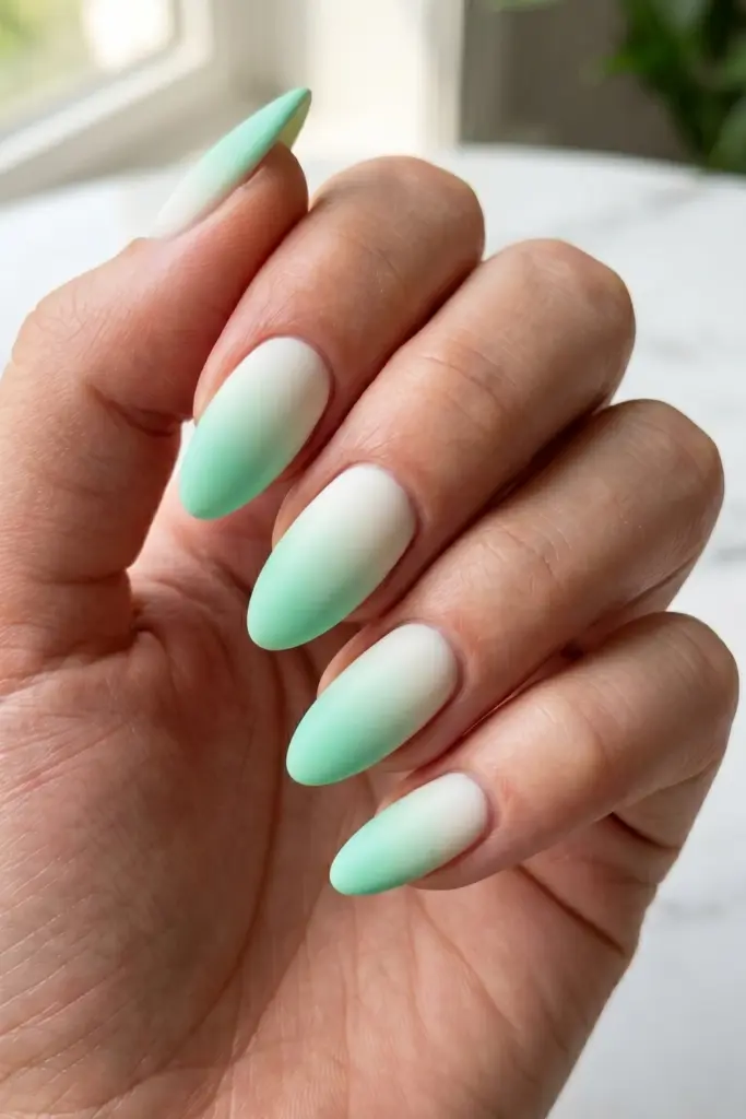 minty-fresh-acrylic-ombre-summer-nails