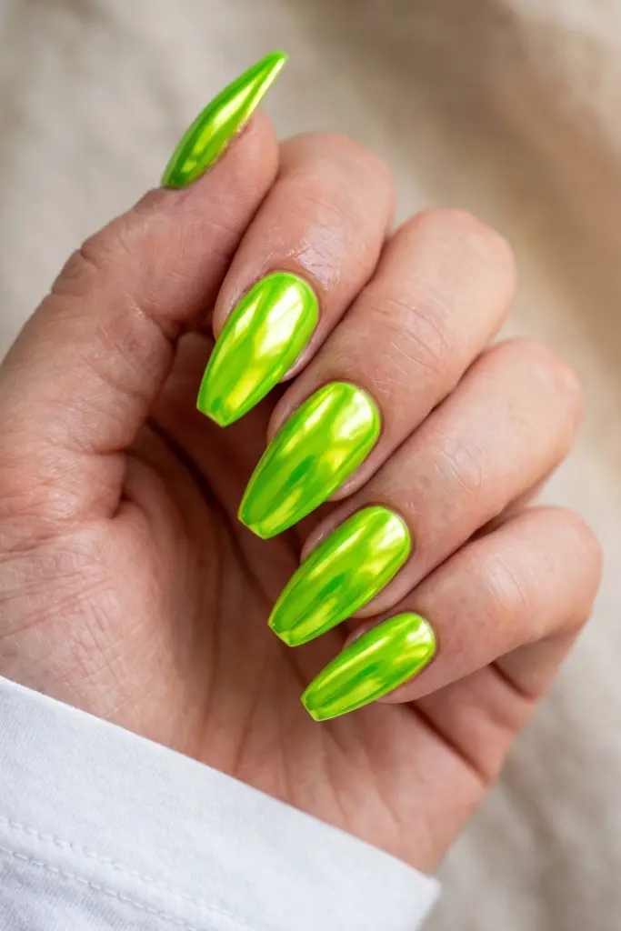 neon-green-chrome-pop-simple-baddie-summer-nails