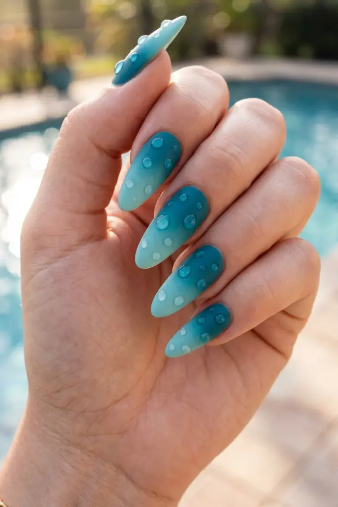 teal-blue-splash-drops-blue-abstract-summer-nail-designs-ideas