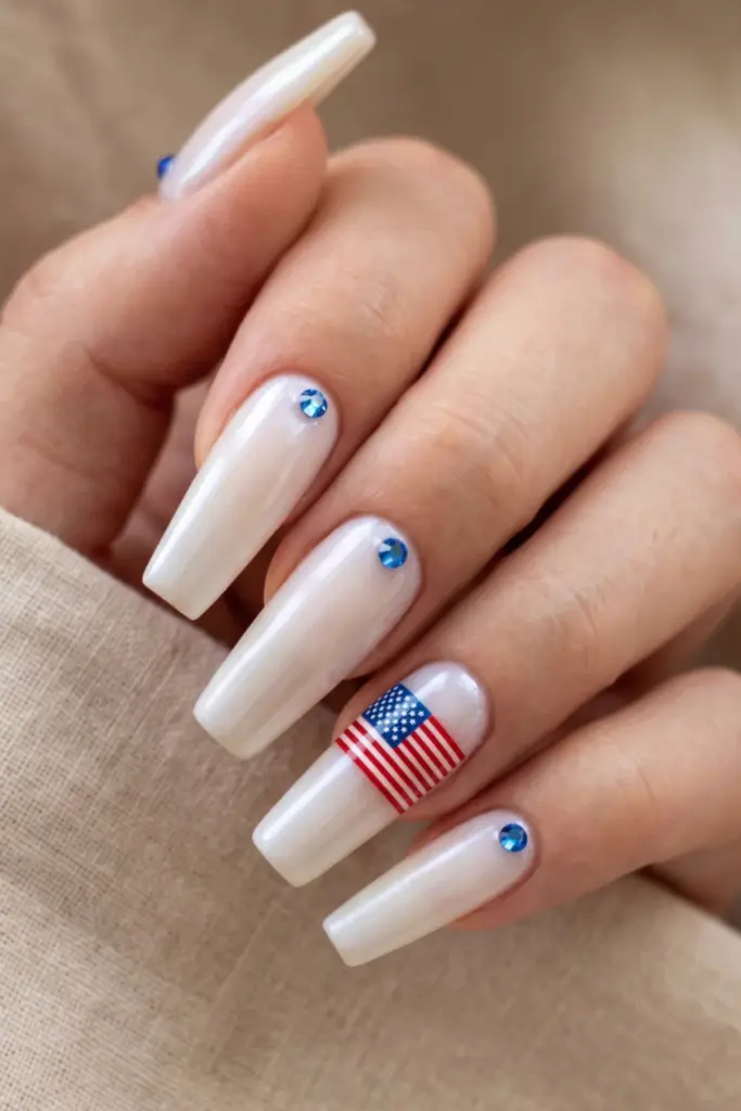 crystal-flag-miniature-fourth-july-acrylic-nails-luxury