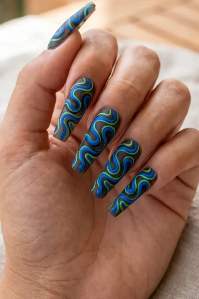 electric-blue-neon-green-snake-like-swirls-stunning-neon-abstract-swirl-acrylic-summer-nails-designs-ideas
