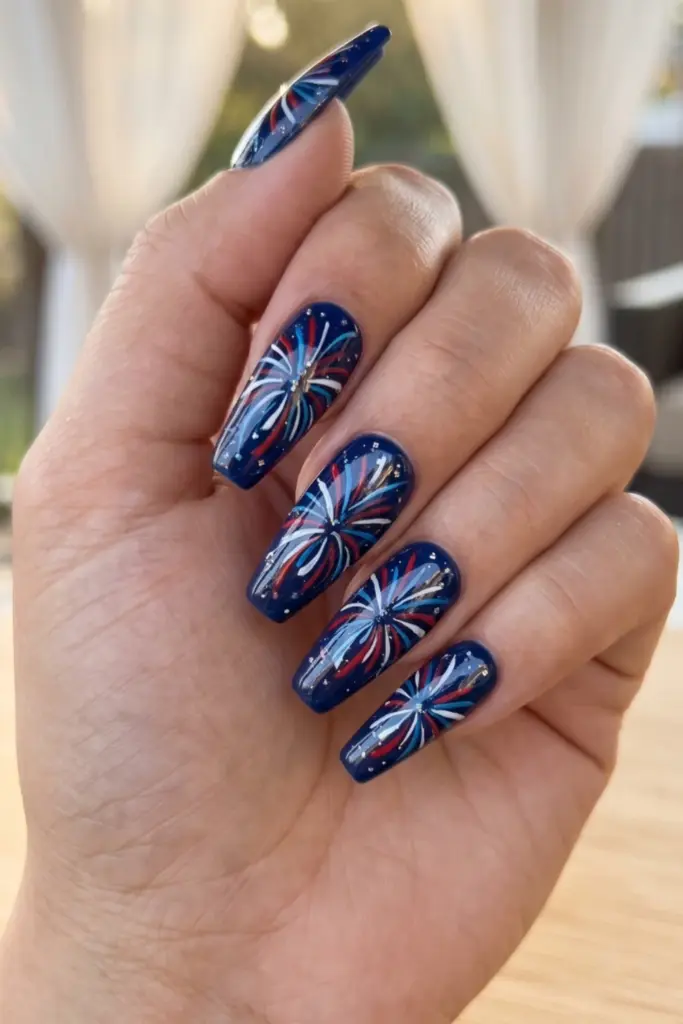 firework-burst-easy-press-on-nail-ideas-fourth-july-weekend-designs