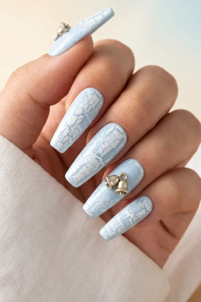 liberty-bell-easy-press-on-nail-ideas-fourth-july-weekend-designs