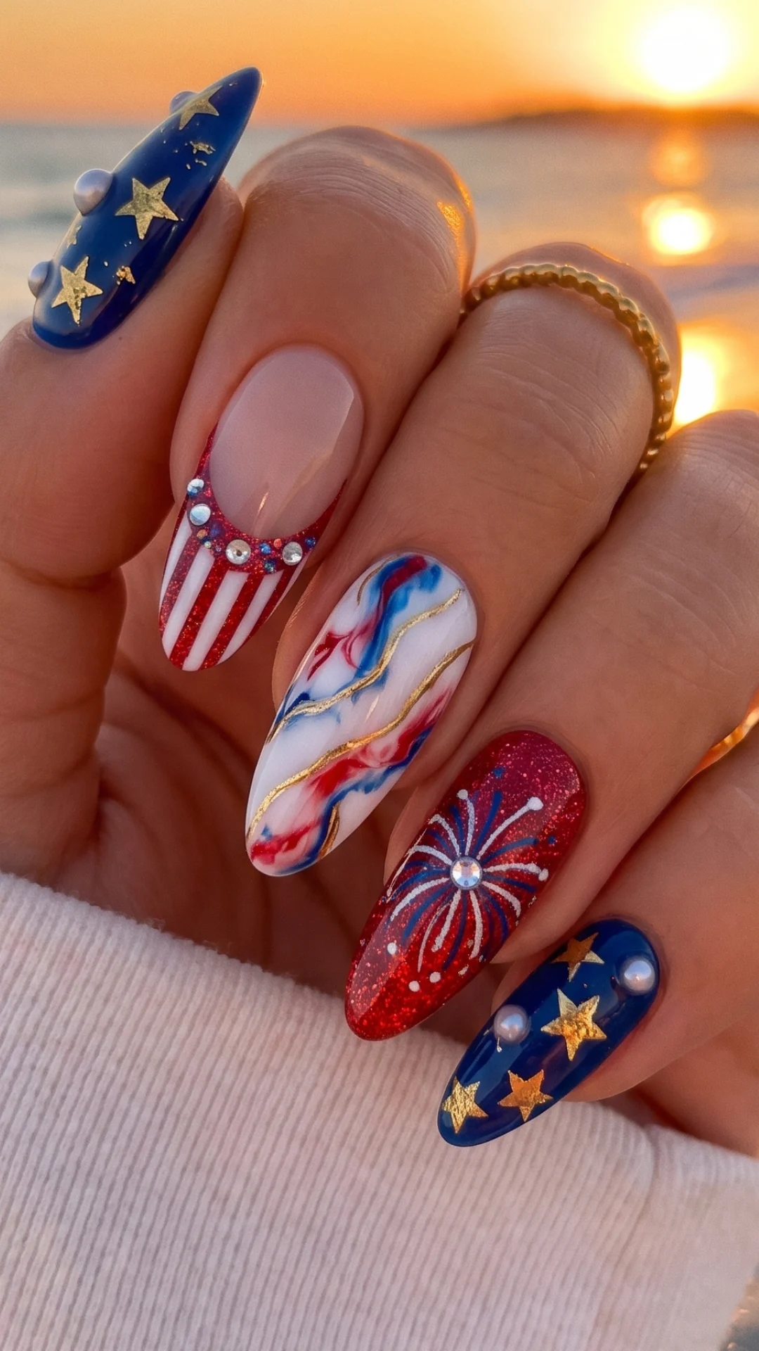 Cute Fourth of July Acrylic Nails That Look Luxury: Patriotic Design Ideas