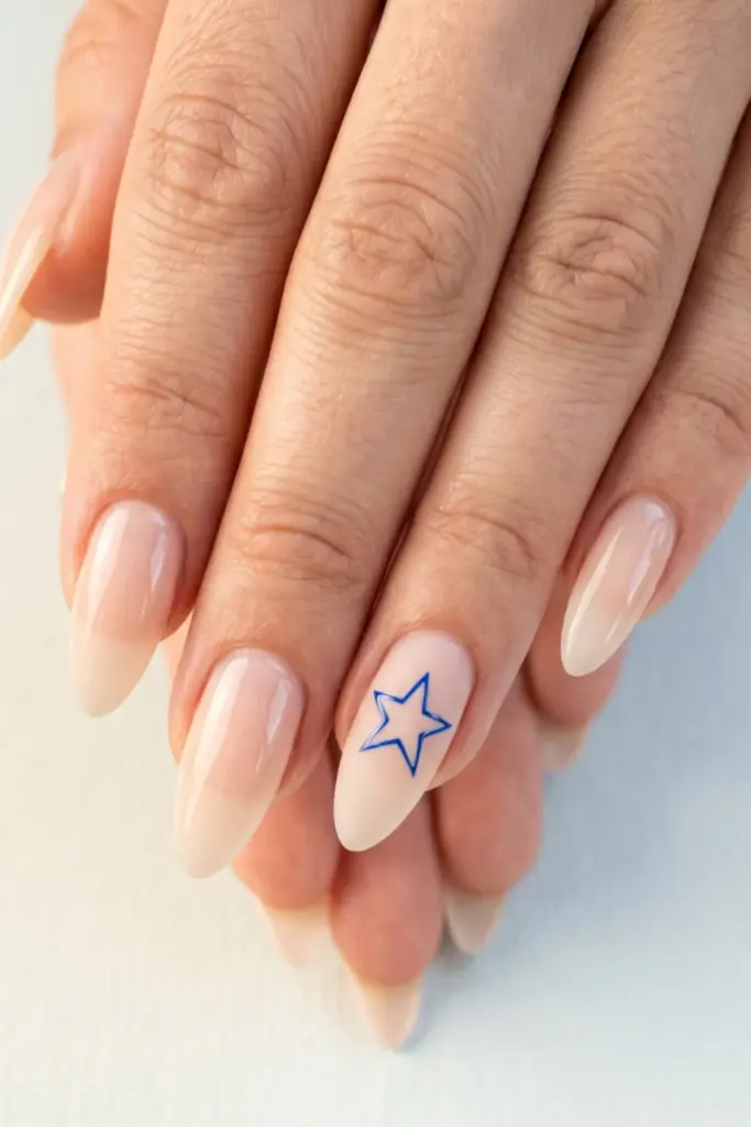 minimalist_patriotic_nails_negative_space_star_outline