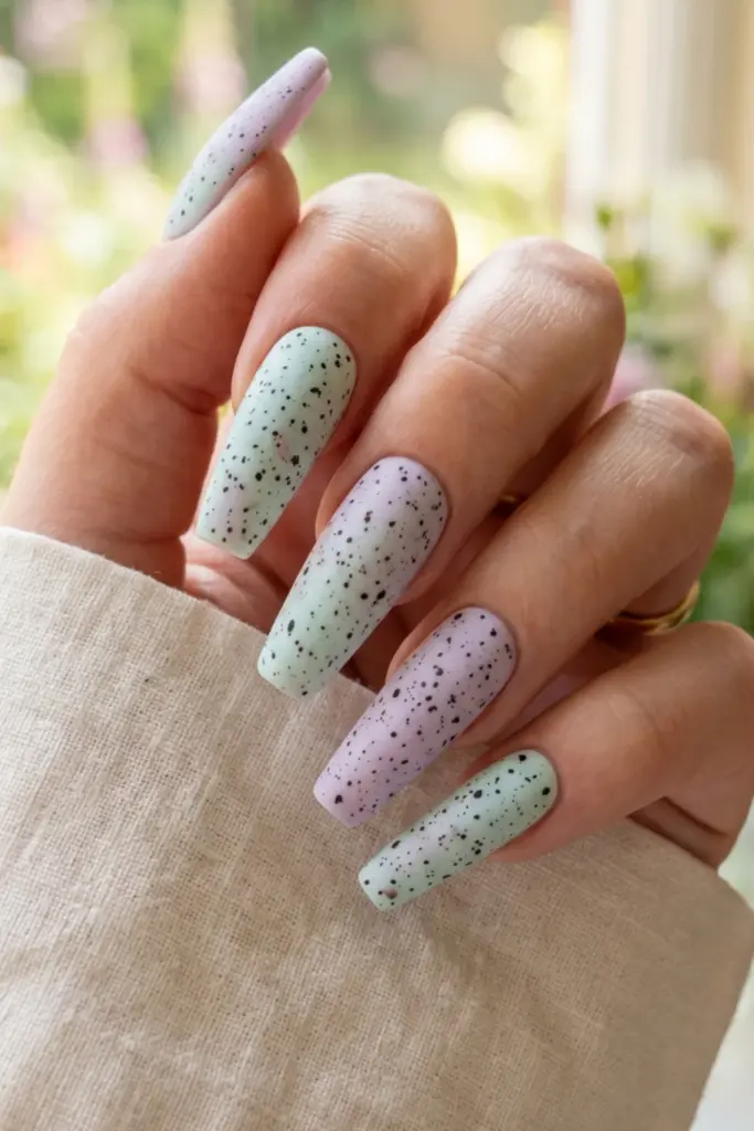 speckled-easter-egg-pastel-summer-nail-design-ideas