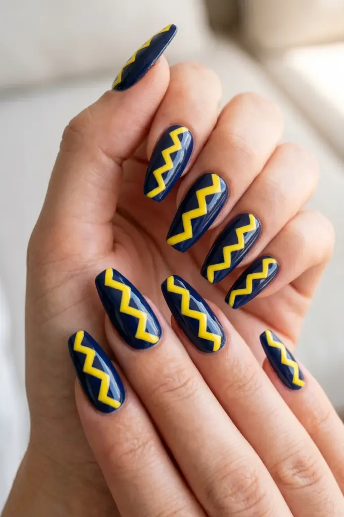 yellow-zigzag-glossy-navy-blue-yellow-girly-summer-nail-design-ideas